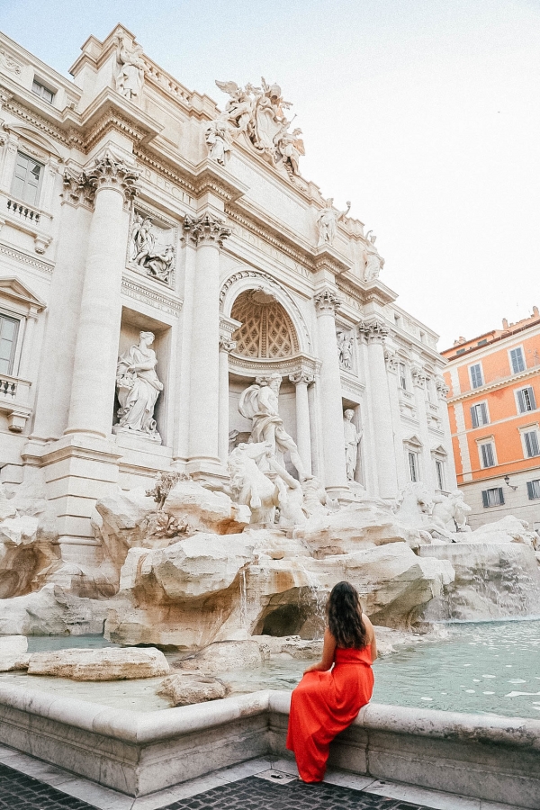 Trevi Fountain, Rome, Italy
